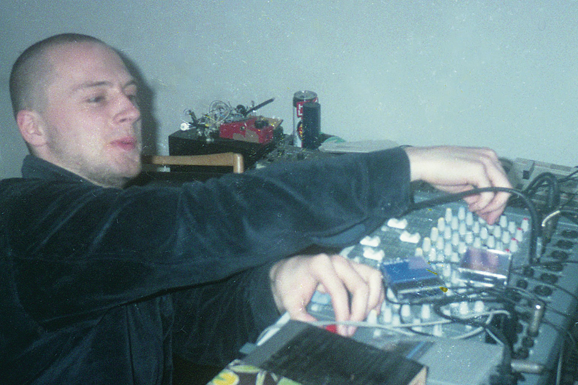 Expert knob twiddler Tom Jenkinson aka Squarepusher. Photo courtesy of Warp Records.